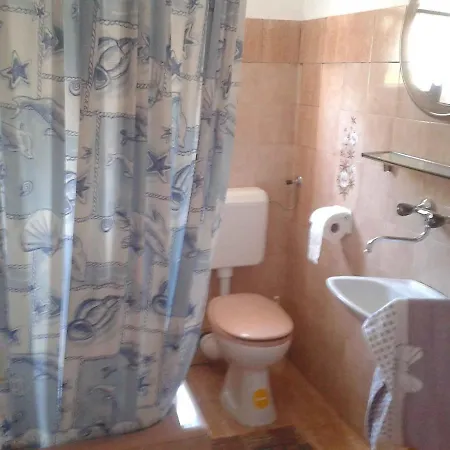 Apartment Brodarica/sibenik Riviera 7176 Razine