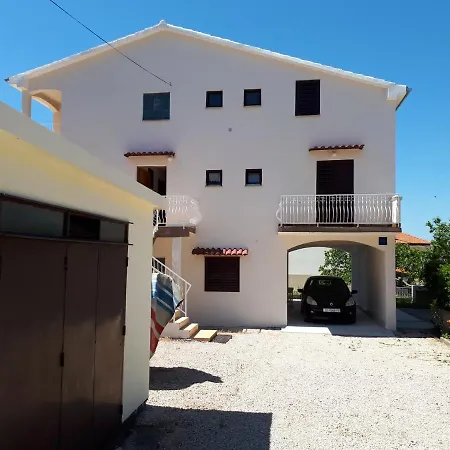 Apartment Brodarica/sibenik Riviera 7176 Razine